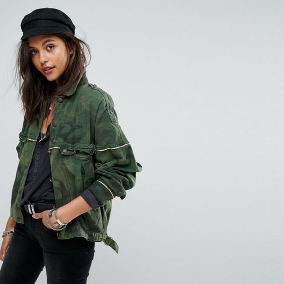 Free People Jackets & Blazers - Free People Slouchy Military Jacket - size Large